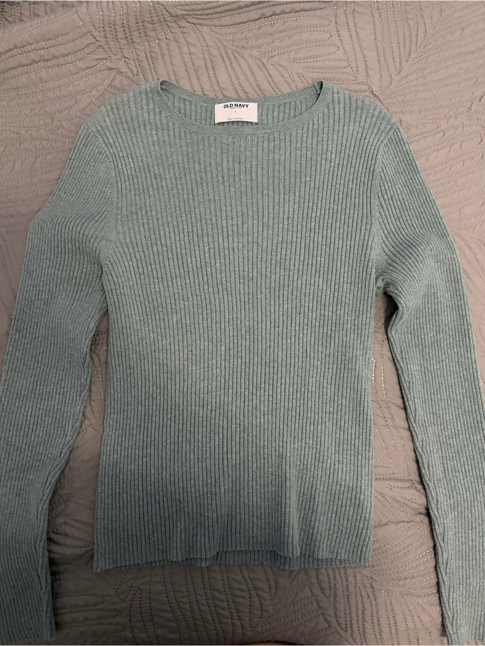 Old navy sweater
